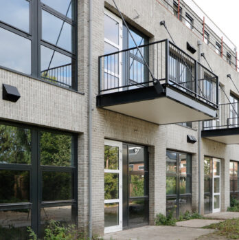 83b33c15-289d-49a6-8dc6-4b7c2607f570